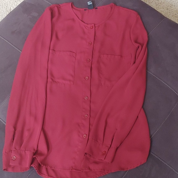 Long sleeve - button down shirt - Picture 3 of 4